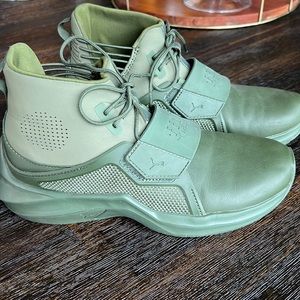 Puma FENTY by Rihanna